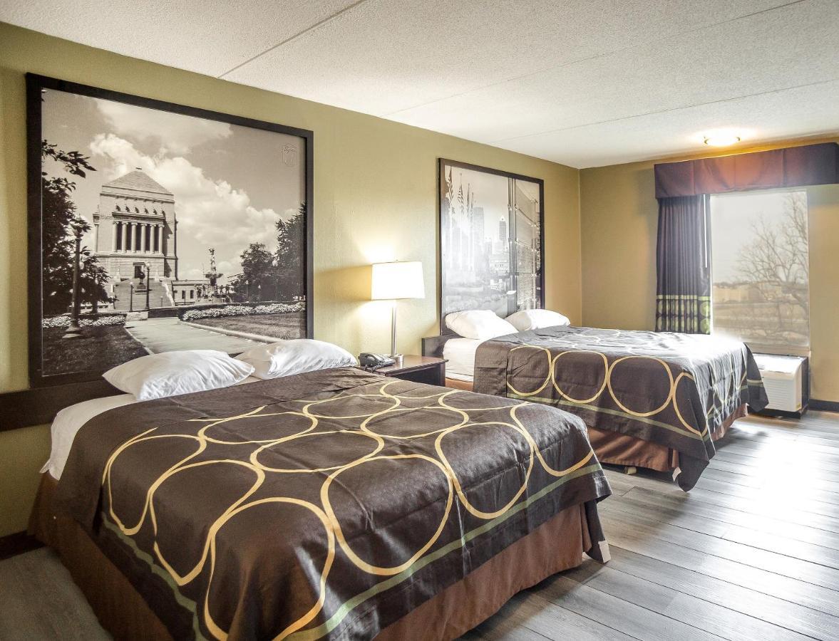 ซูเปอร์ 8 บาย วินด์แฮม อินเดียนาโพลิส เซาท์ Motel ภายนอก รูปภาพ